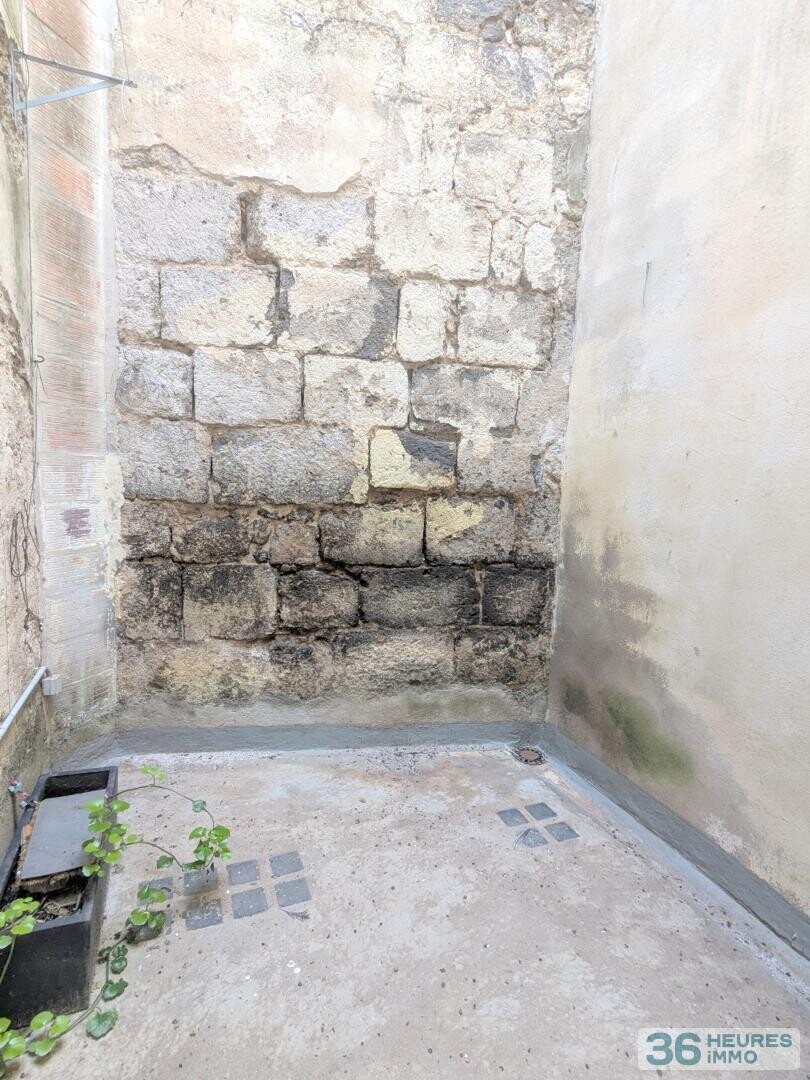 APPARTEMENT LOFT DE 98 M² AVEC COUR