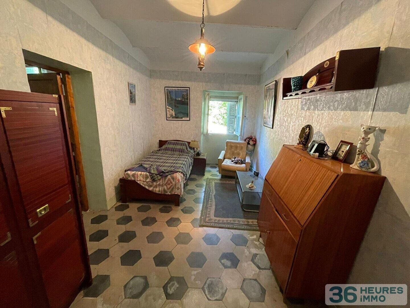 BESSEGES VENTE INTERACTIVE : Maison de 110m² habitable sur terrain attenant de 1350m²