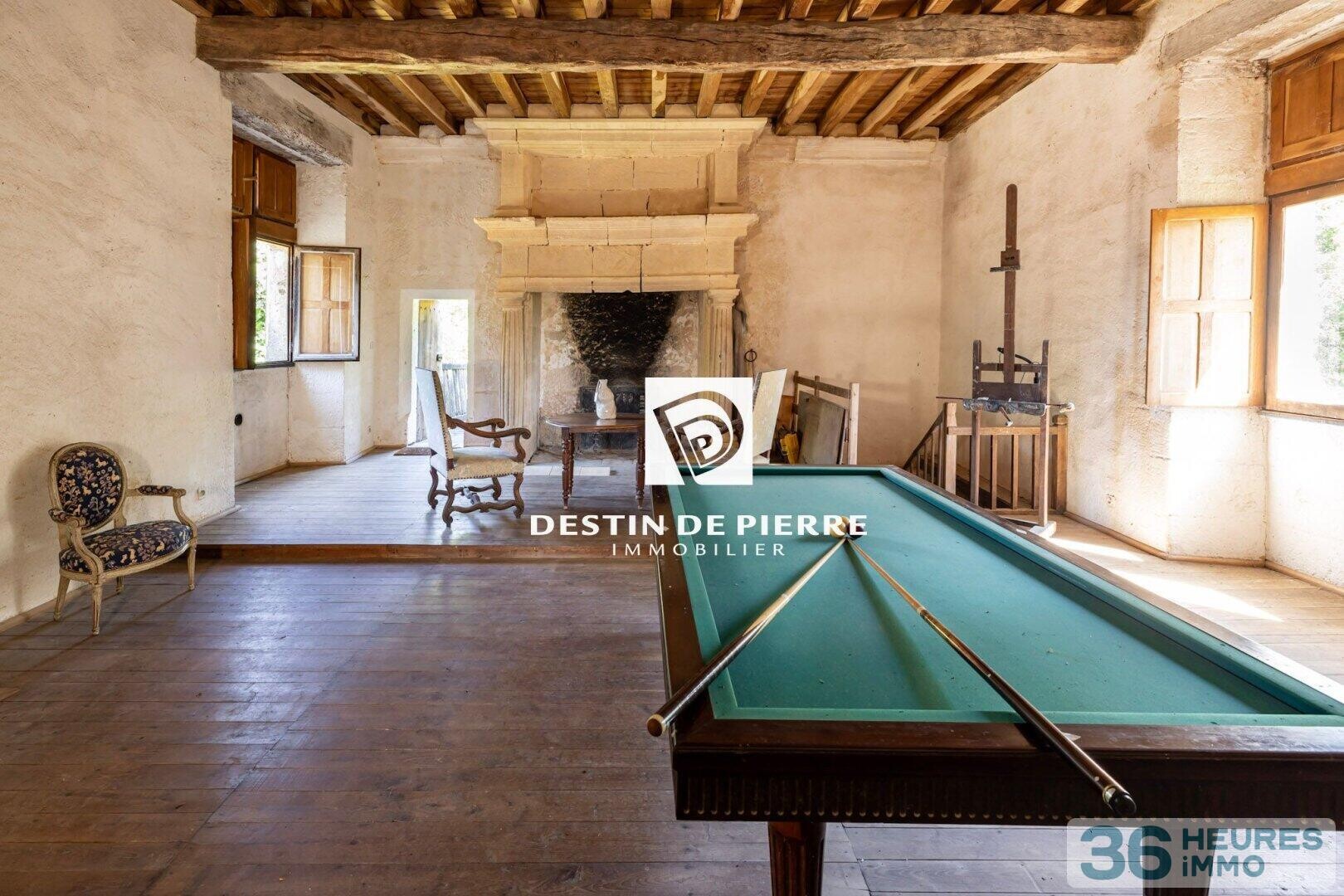 Périgord Noir - Manoir Renaissance et maison paysanne - 11 ha bois et prairies