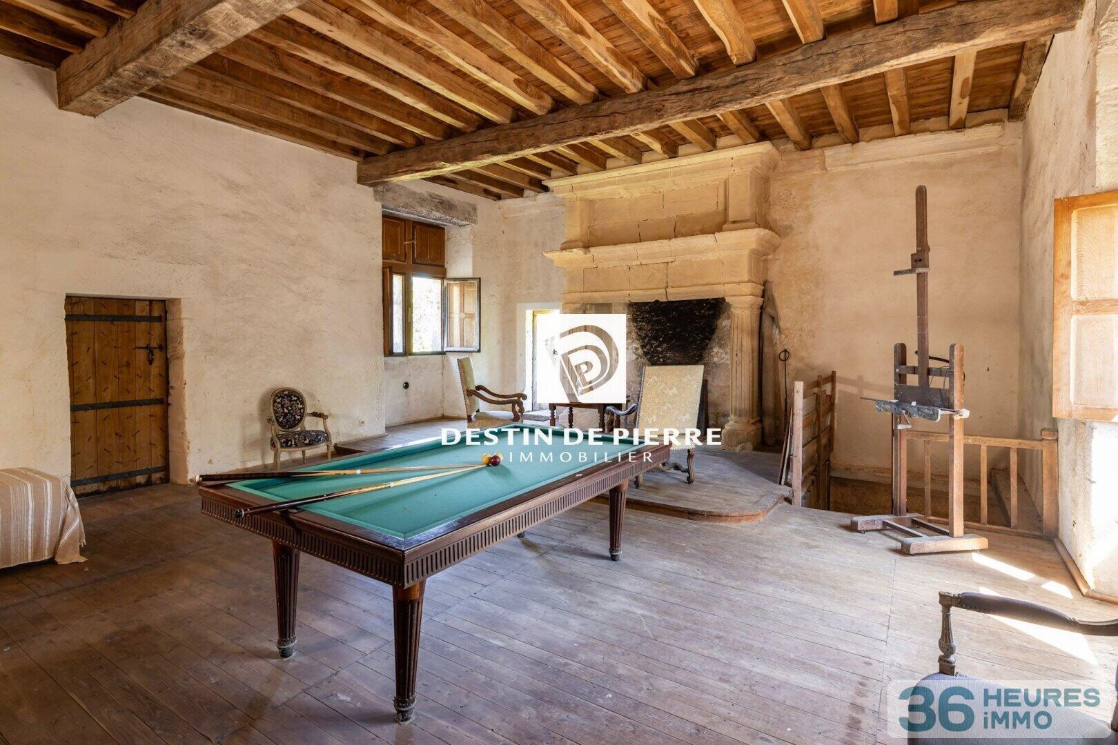 Périgord Noir - Manoir Renaissance et maison paysanne - 11 ha bois et prairies