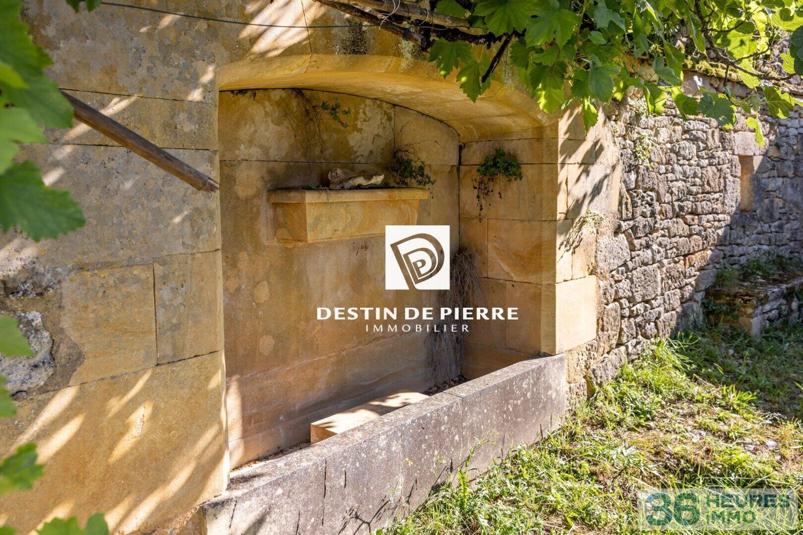 Périgord Noir - Manoir Renaissance et maison paysanne - 11 ha bois et prairies