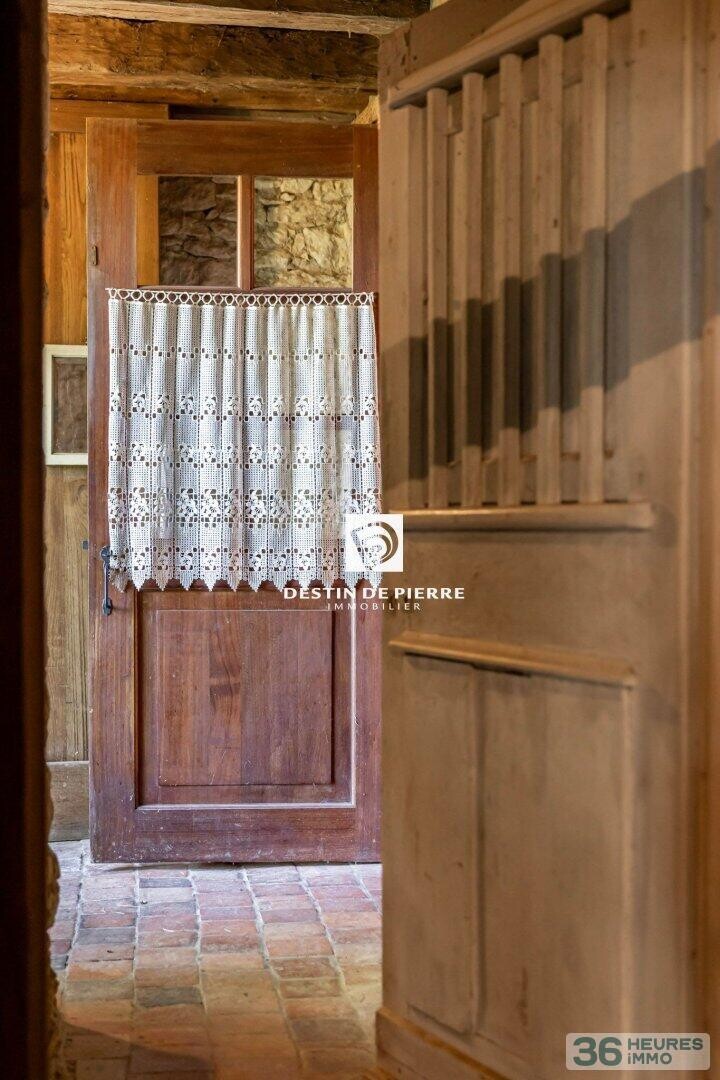 Périgord Noir - Manoir Renaissance et maison paysanne - 11 ha bois et prairies