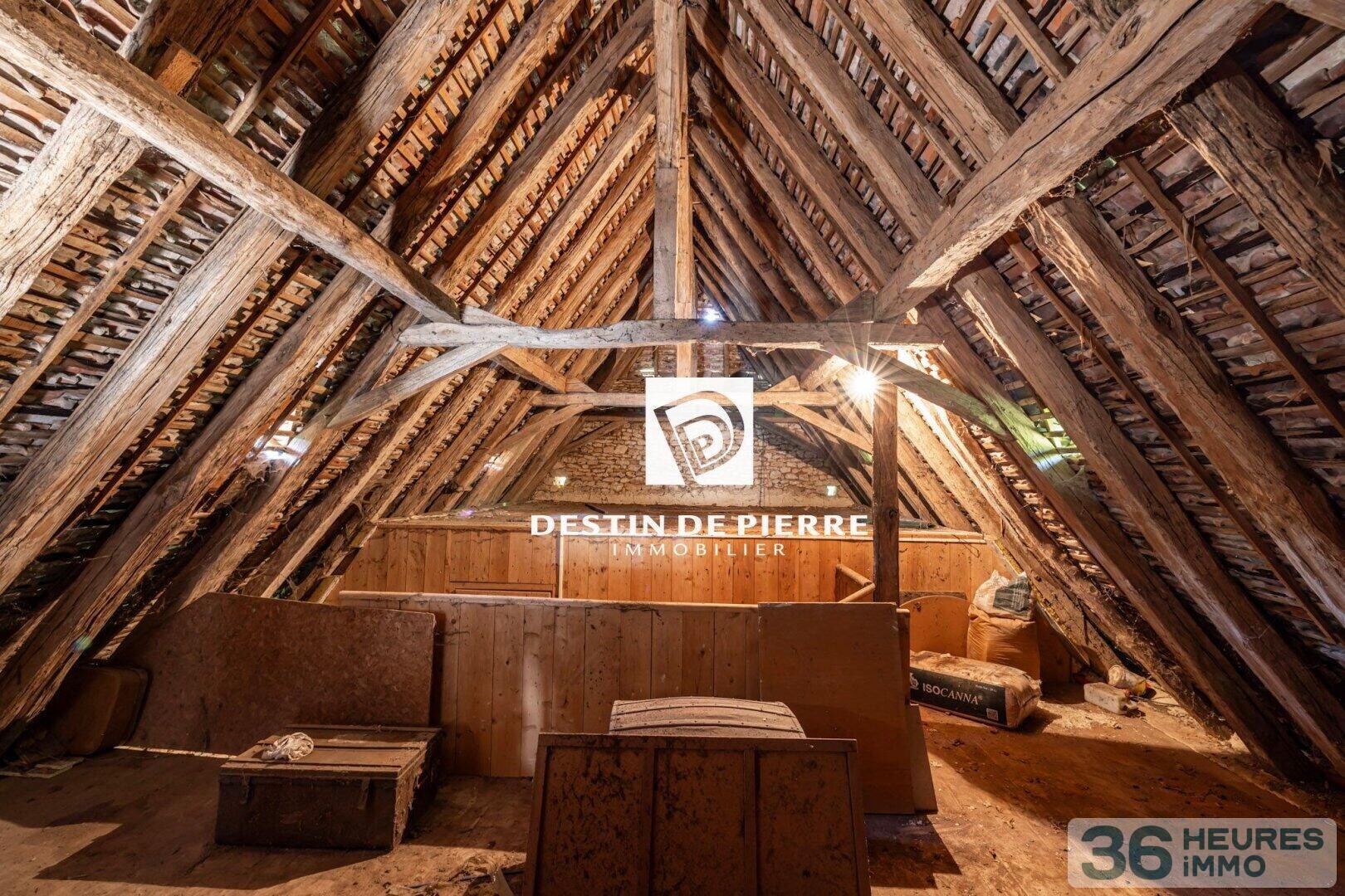 Périgord Noir - Manoir Renaissance et maison paysanne - 11 ha bois et prairies