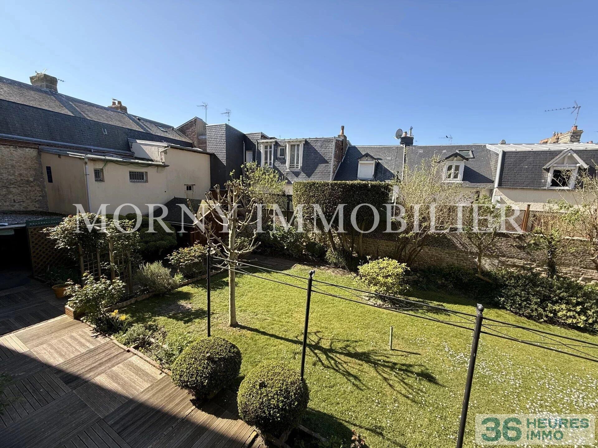 MAISON DE VILLE AVEC JARDIN DE 400M2 SUD-OUEST