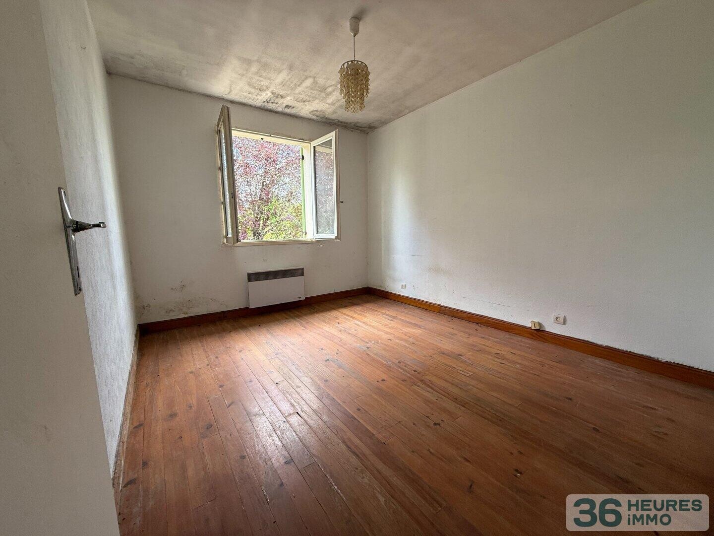 MAISON AVEC TERRAIN ARBORE