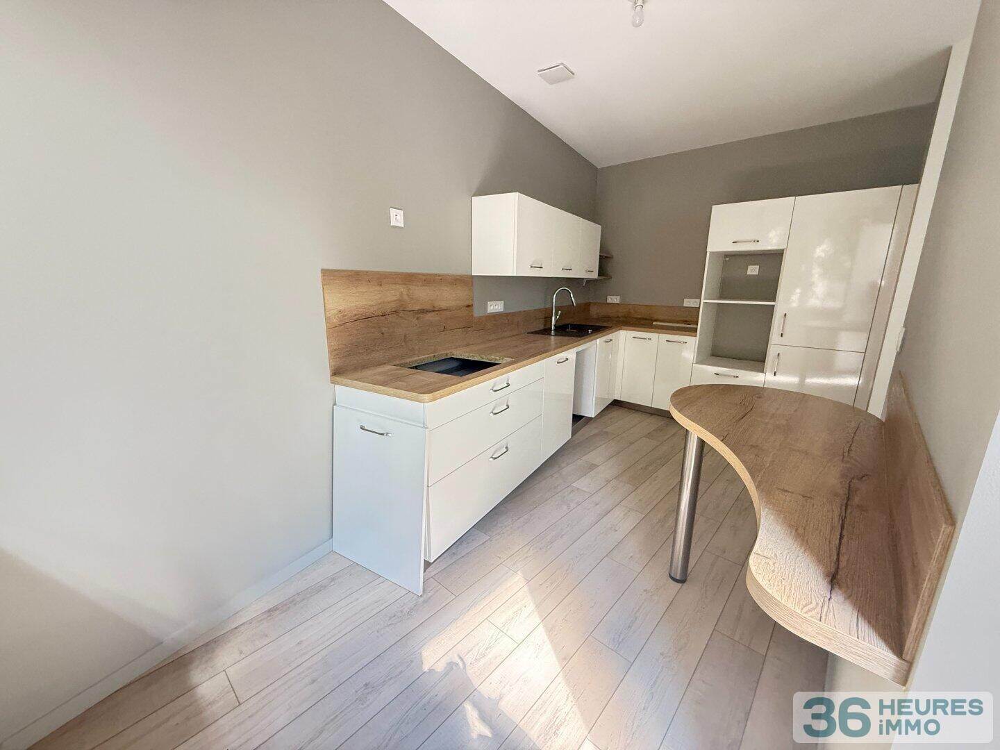 APPARTEMENT TOTALEMENT RENOVE BRIVE CENTRE