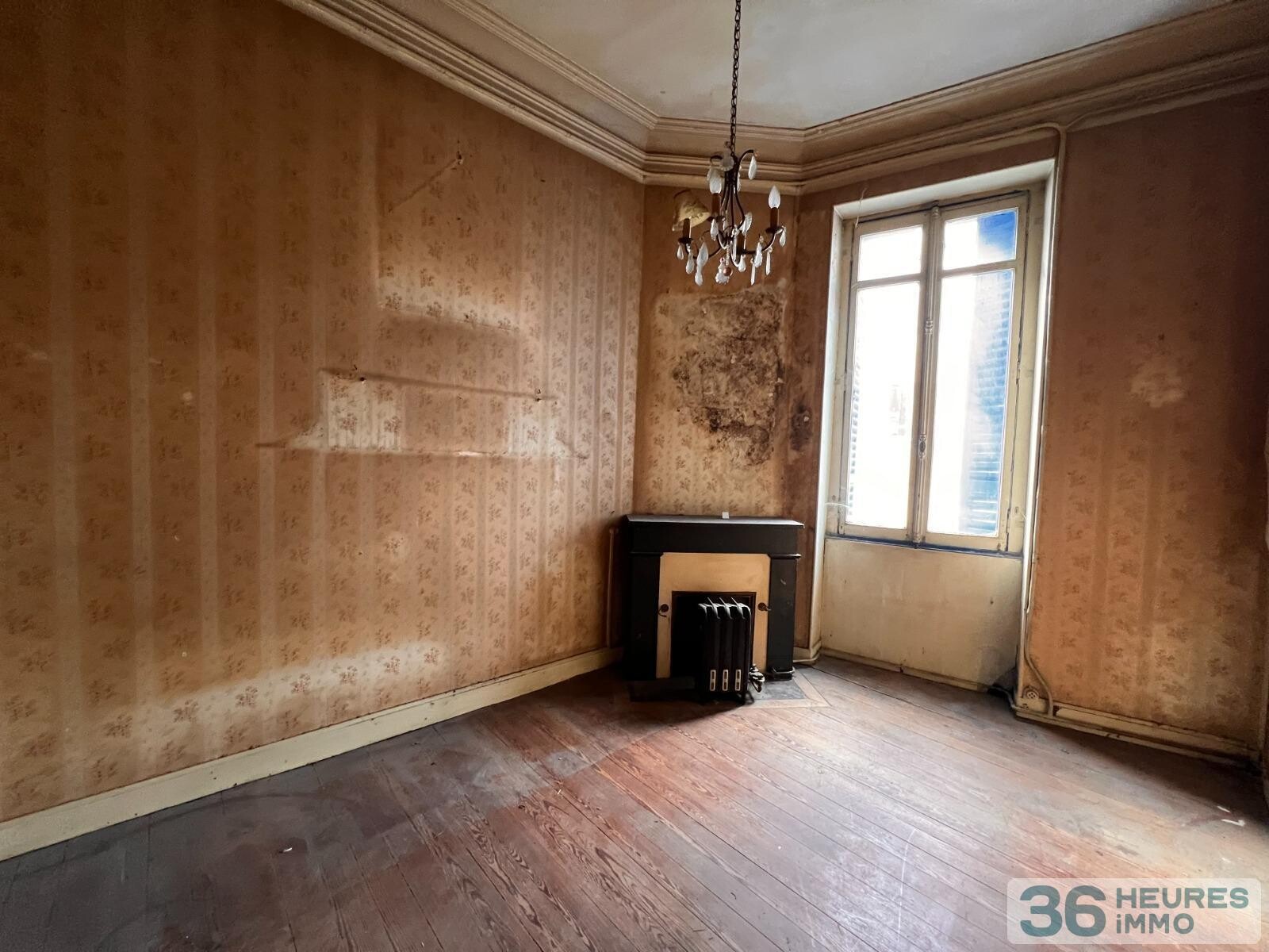 MAISON 7 PIECES . 4 CHS A RENOVER