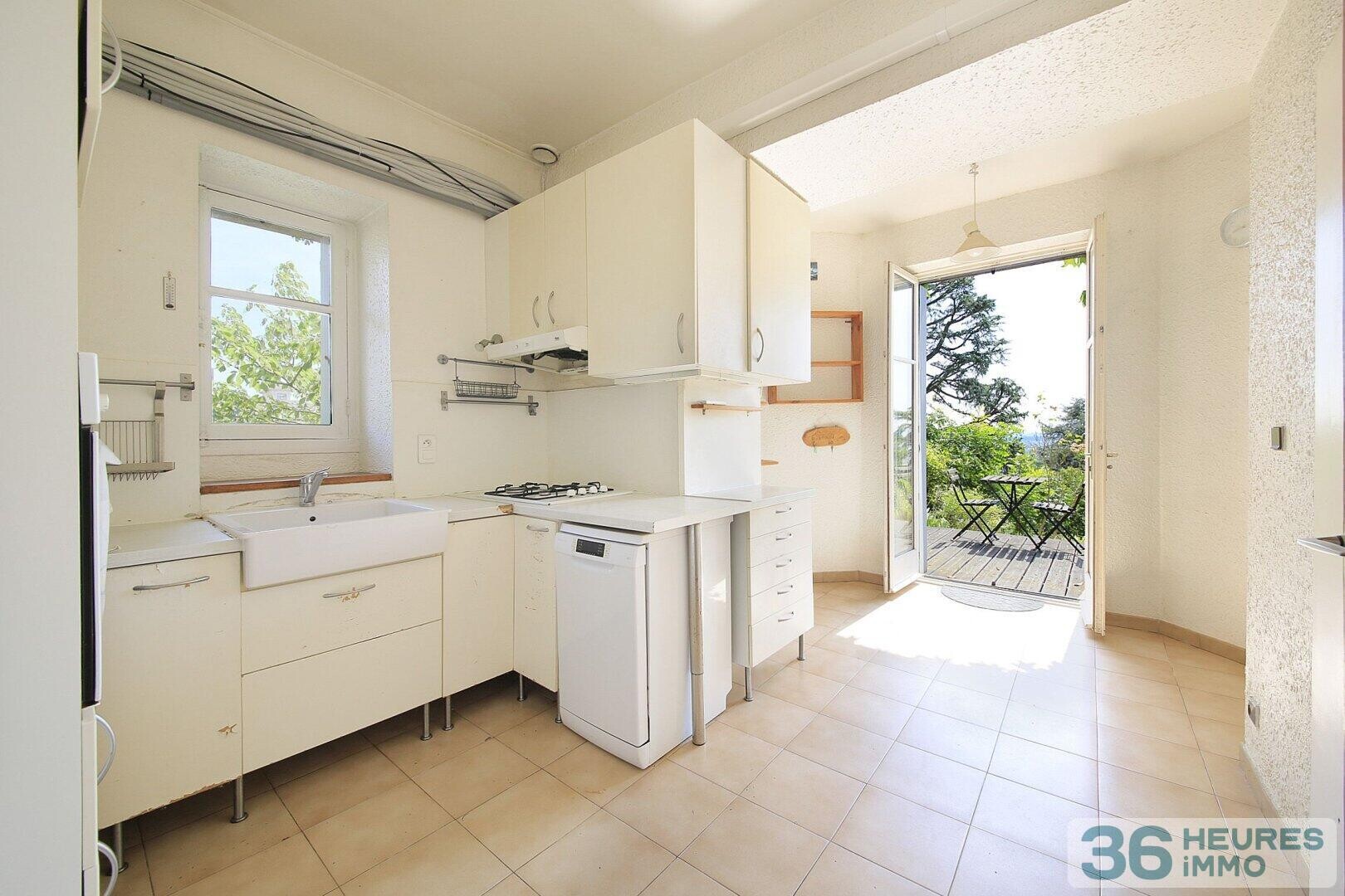  T4 à rénover avec vue imprenable sur Lyon