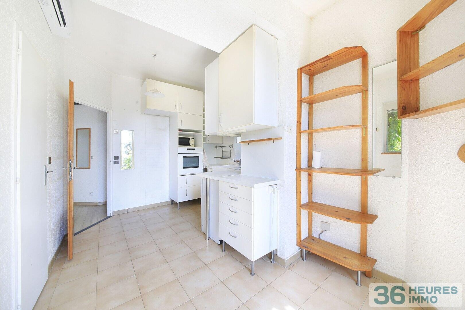  T4 à rénover avec vue imprenable sur Lyon