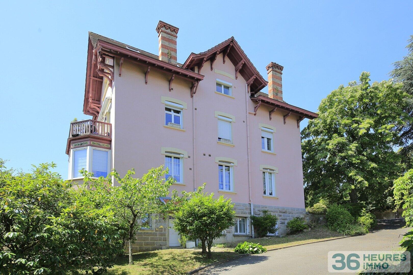  T4 à rénover avec vue imprenable sur Lyon