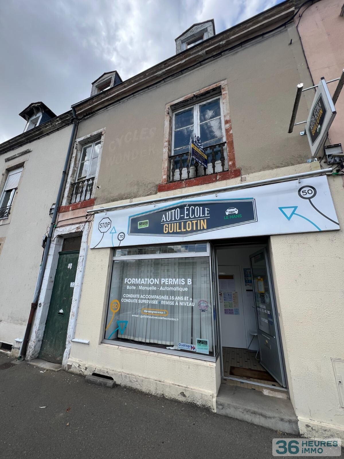 Immeuble situé au MANS devant la Sarthe