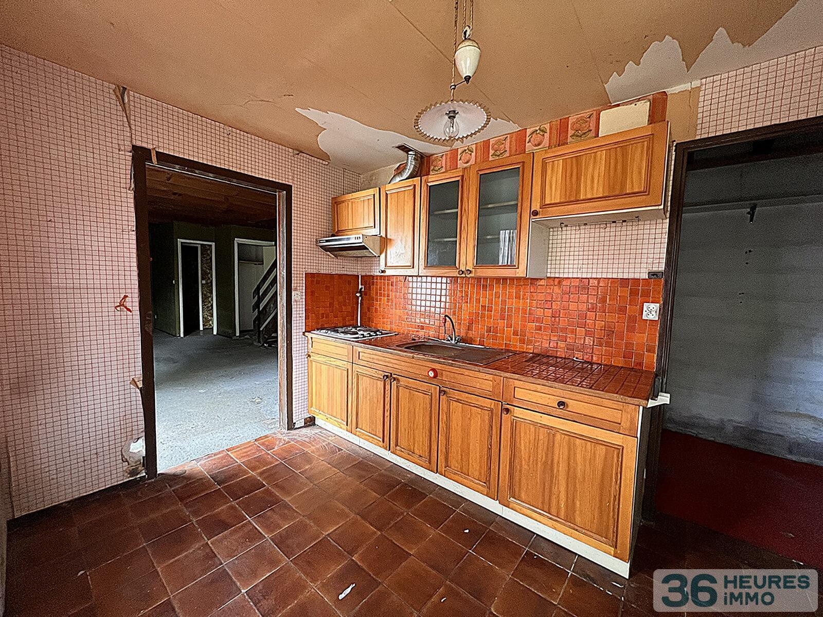 MAISON  T5 GARAGE ET JARDIN