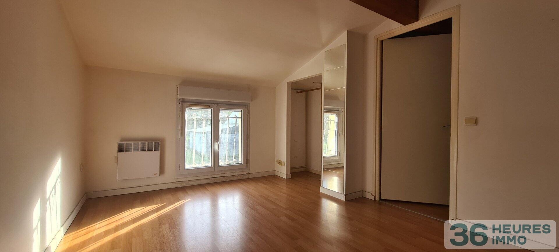 Ensemble immobilier 4 maisons individuelles