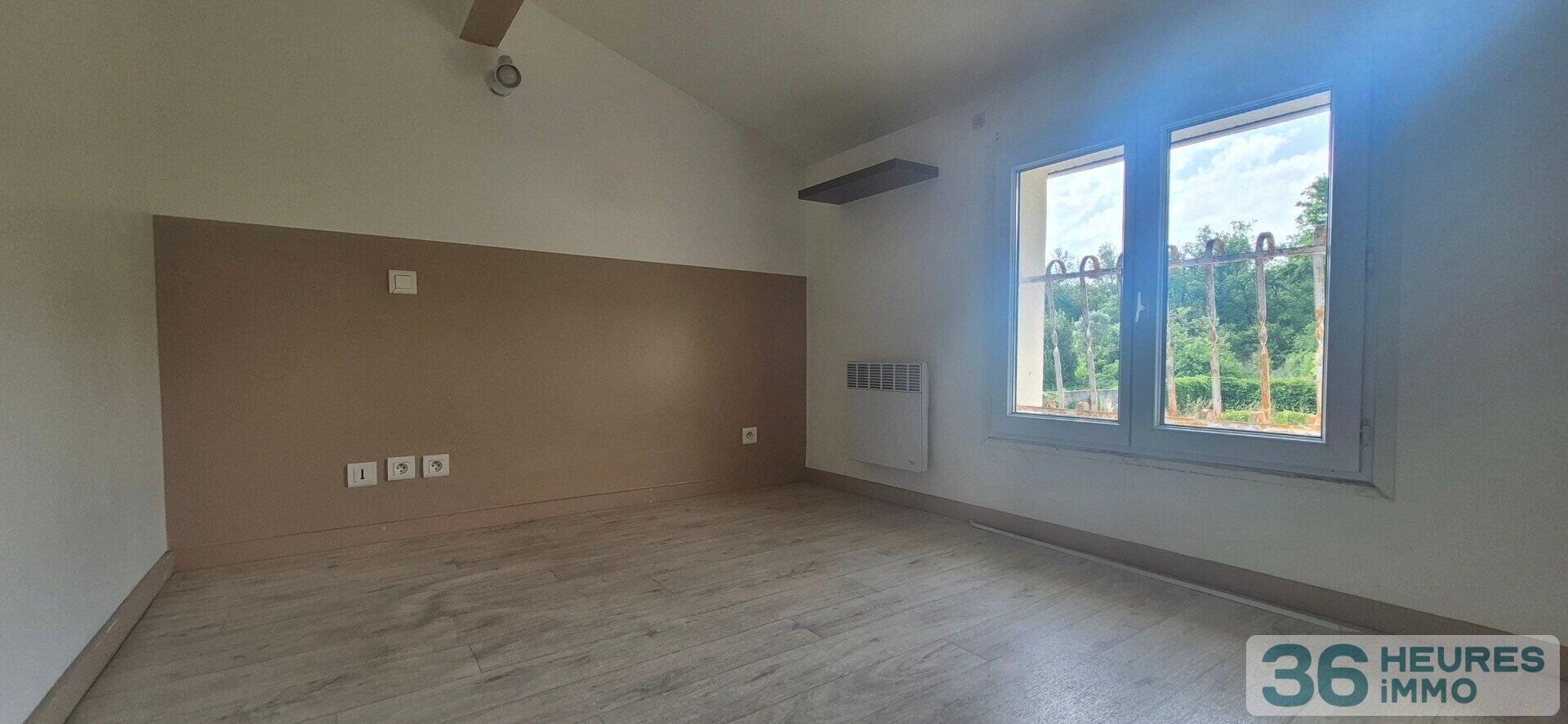 Ensemble immobilier 4 maisons individuelles