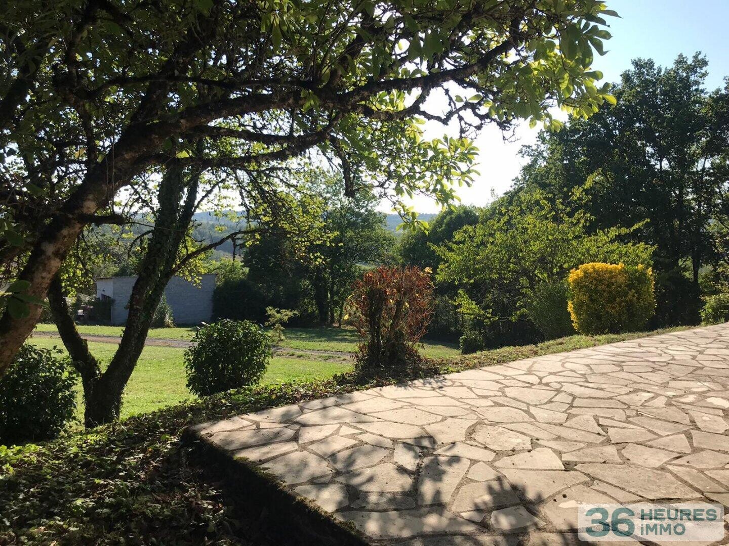 Jolie maison de campagne à Juillac