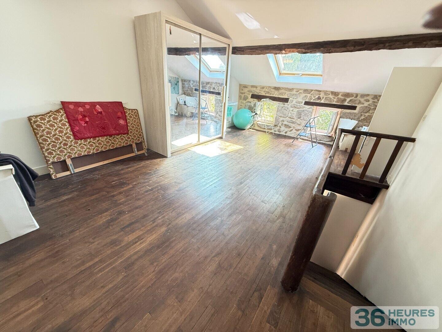 propriété avec piscine intérieure  Bessines sur Gartempe