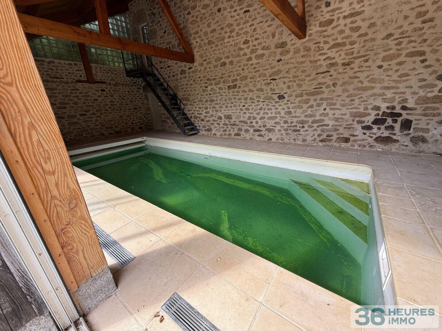 propriété avec piscine intérieure  Bessines sur Gartempe