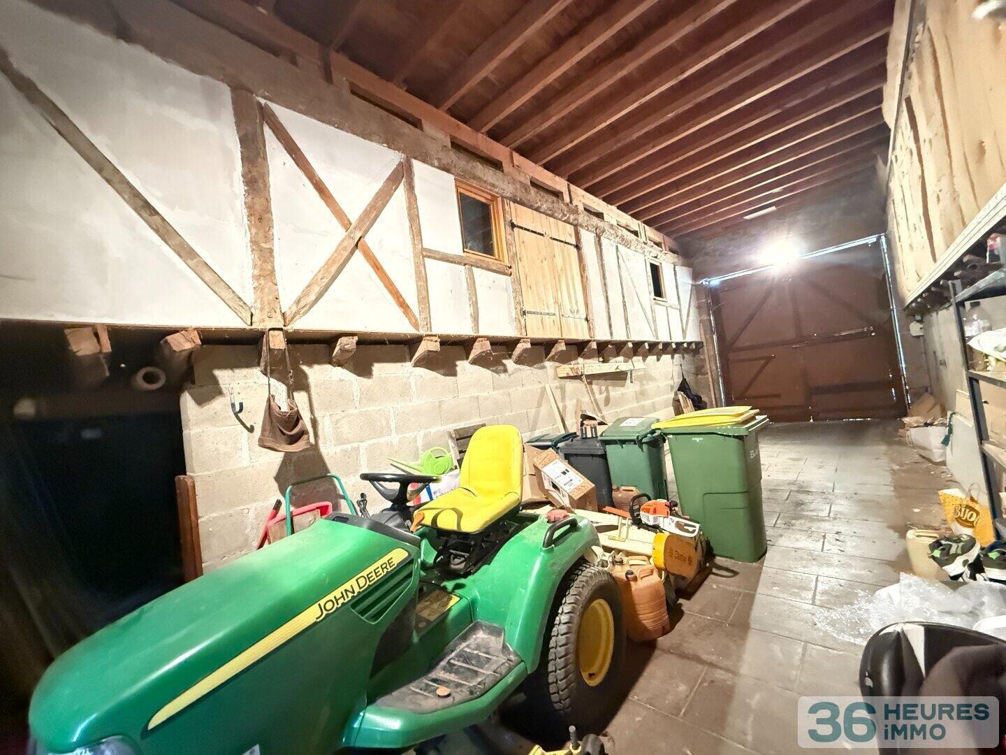 propriété avec piscine intérieure  Bessines sur Gartempe