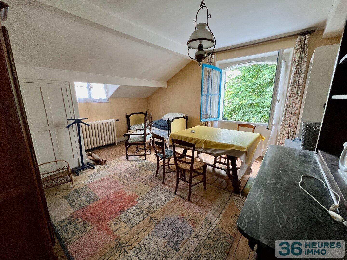 Belle maison ancienne avec terrain de 1400 m2