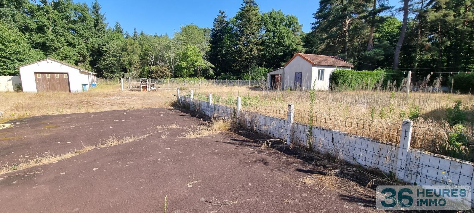 MAISON INDEPENDANTE SUR PARCELLE DE PLUS DE 5000 m2