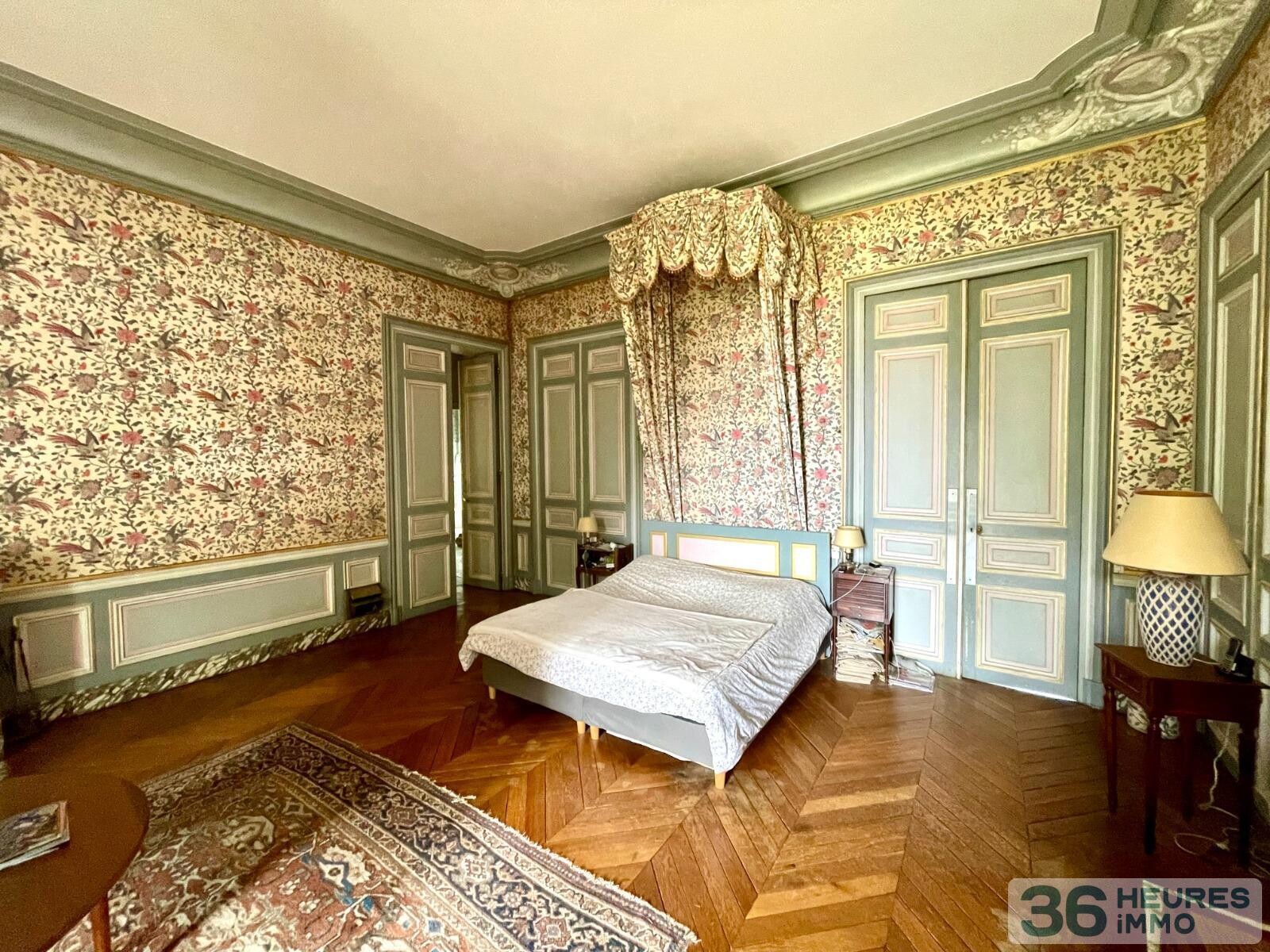 Chateau du parc de charnesseuil