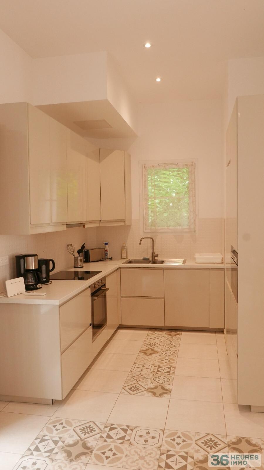 Chateau du parc de charnesseuil