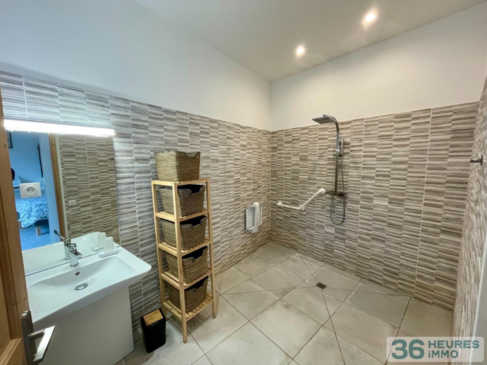 Chateau du parc de charnesseuil