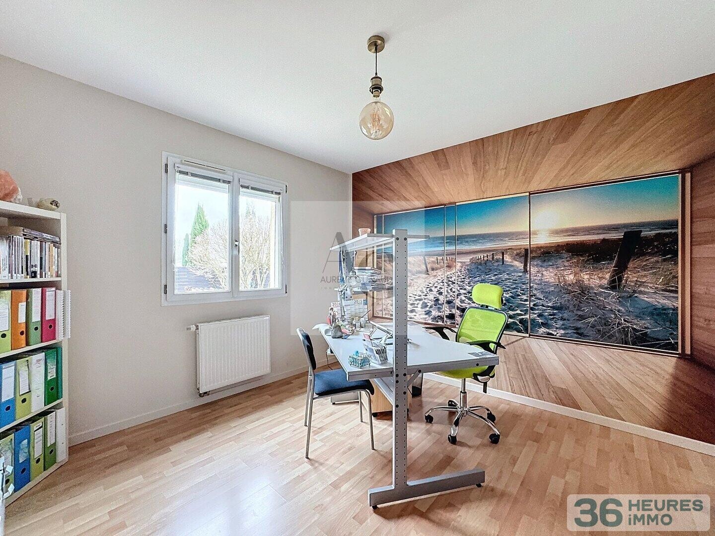 MAISON individuelle T4 de PLAIN-PIED avec JARDIN, GARAGE et DÉPENDANCE en excellent état.