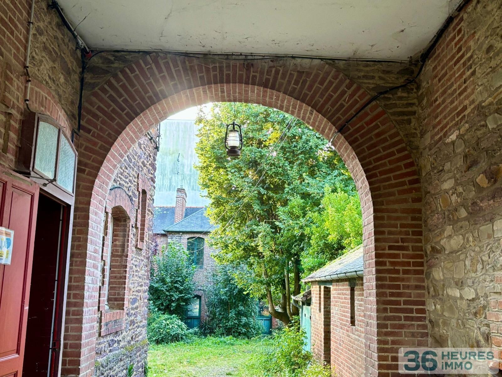IMMEUBLES-MAISON-GARAGES