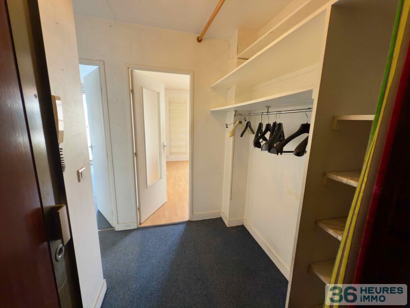 Appartement 2 pièces avec parking et cave