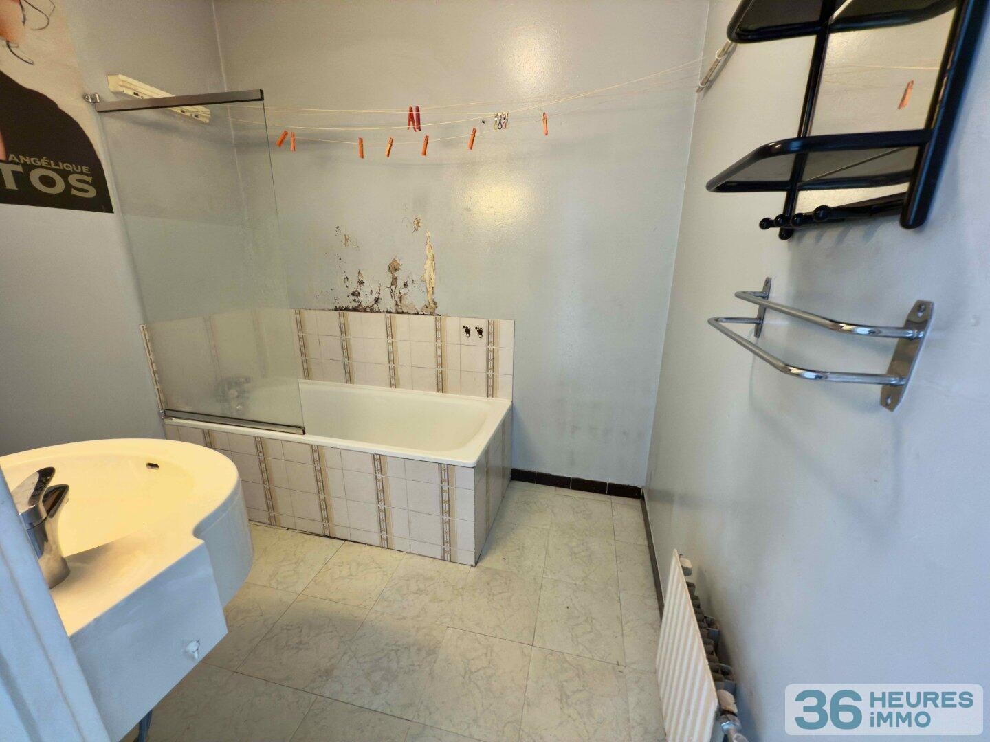 Appartement 2 pièces avec parking et cave