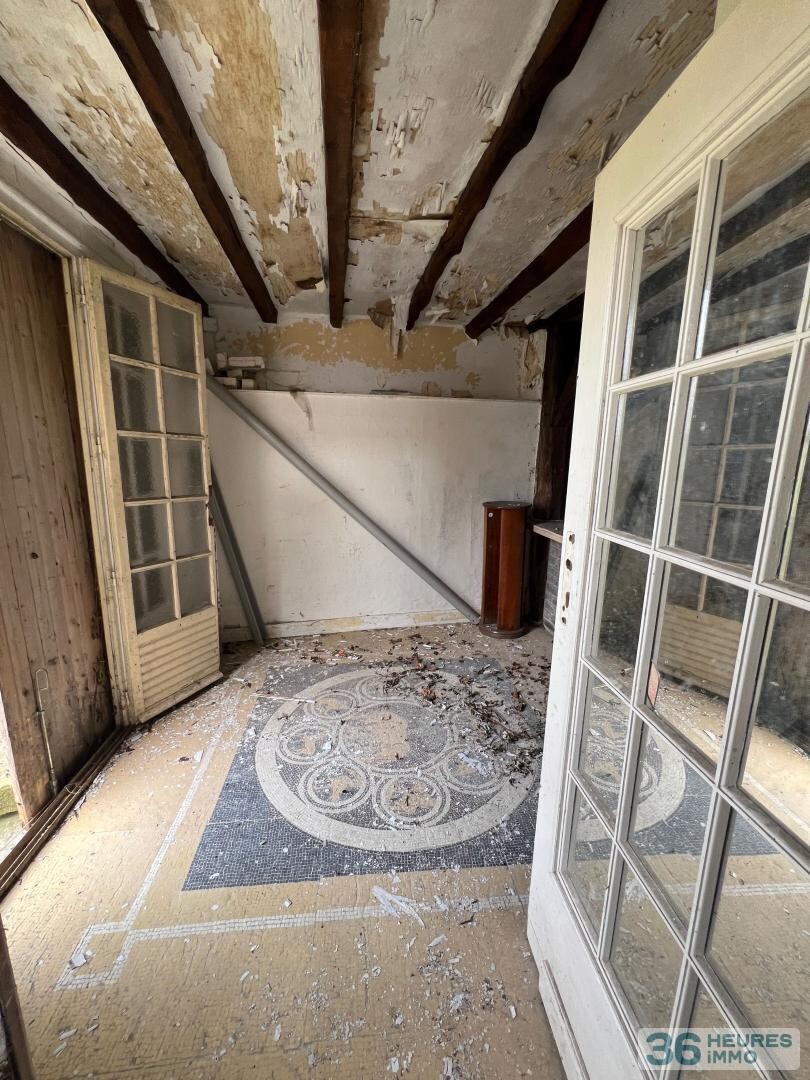 Maison à réhabiliter centre-ville Pontoise - vue imprenable