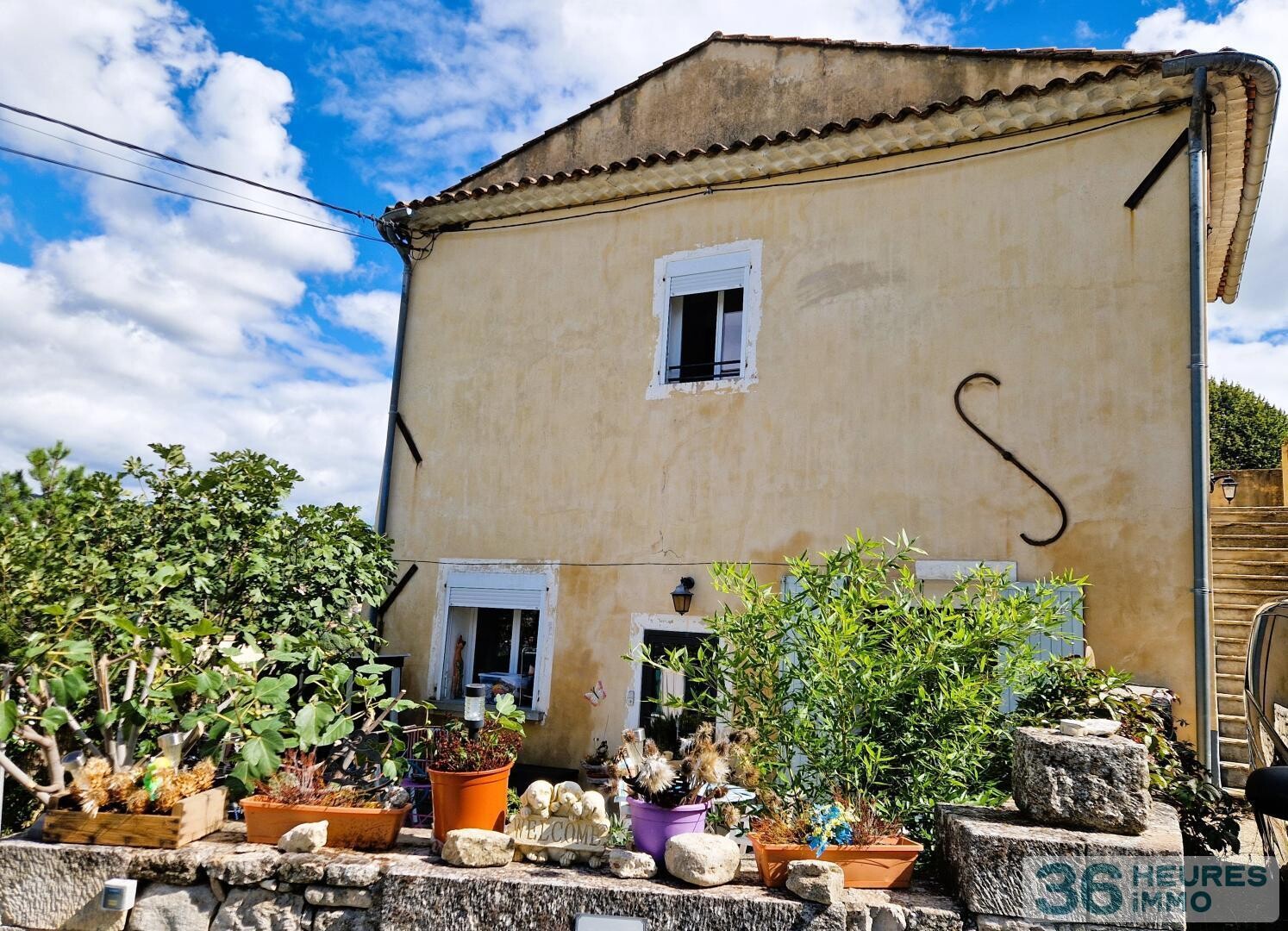 Bastide divisée en 5 appartements et Terrain de 5001m² en Zone UB