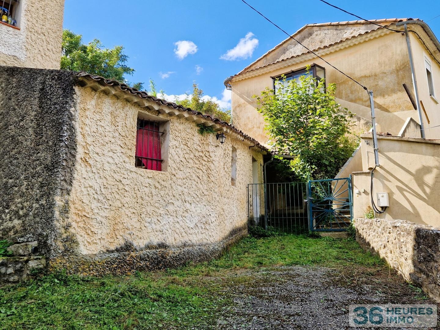 Bastide divisée en 5 appartements et Terrain de 5001m² en Zone UB