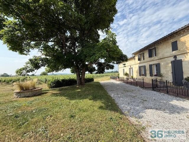 ST EMILION - Exploitation Viticole 26ha 16a 85ca