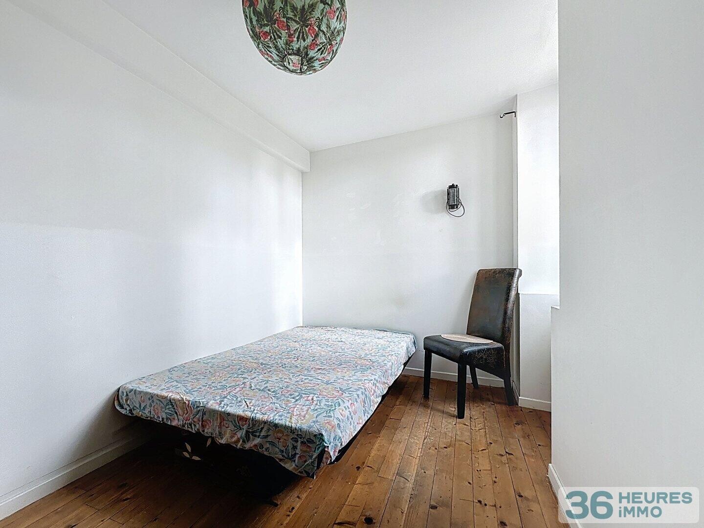 Maison de ville rénovée avec cour