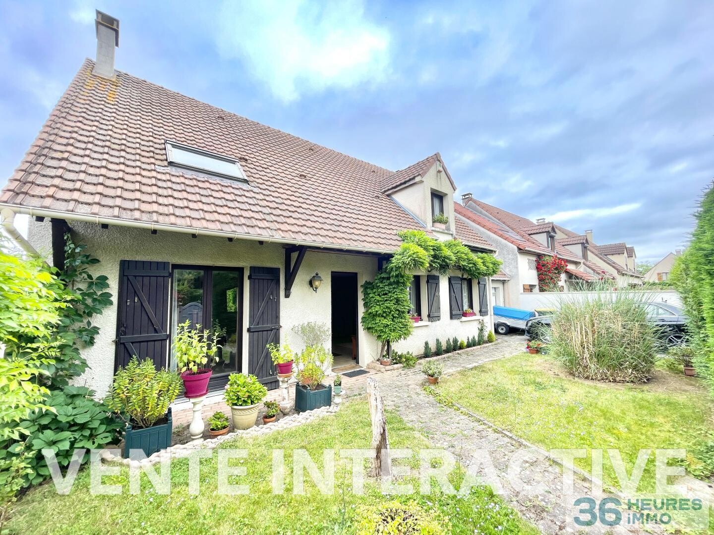 Maison - 9 pièces - 164 m²