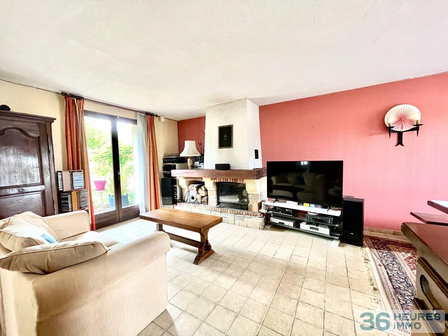 Maison - 9 pièces - 164 m²