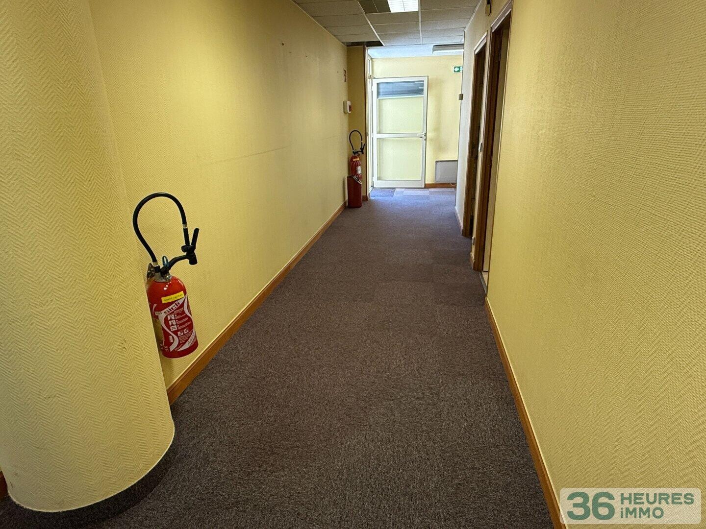 PLATEAU BUREAU-MIXTE