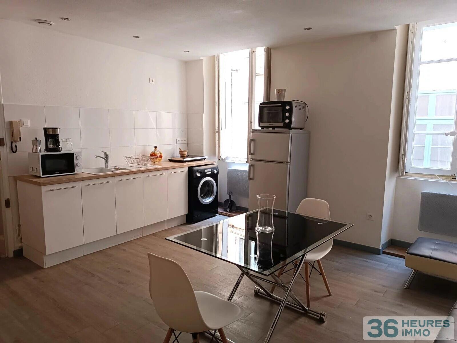 Nîmes écusson, T1 avec cour vendu loué