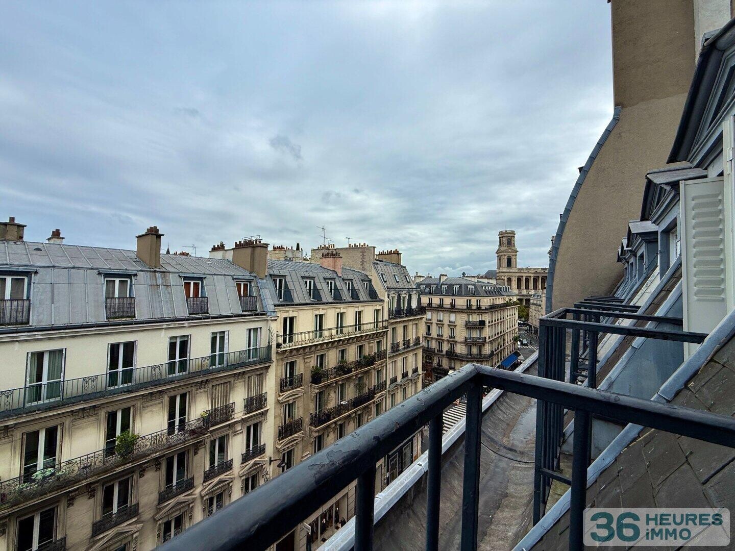 AU COEUR DE SAINT GERMAIN, STUDIO DERNIER ETAGE ASCENSEUR