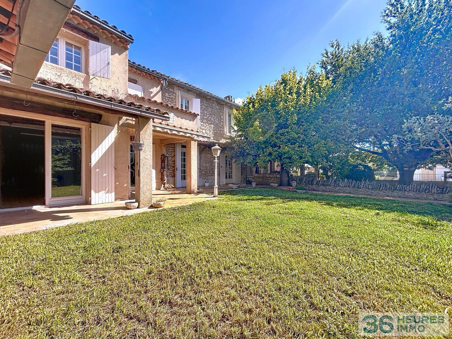 Maison de 157 m2 et dépendances - Proche centre Cavaillon