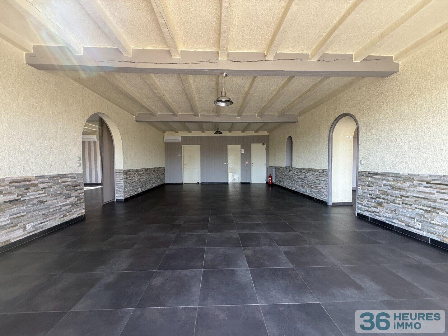 immeuble avec local commercial et appartement