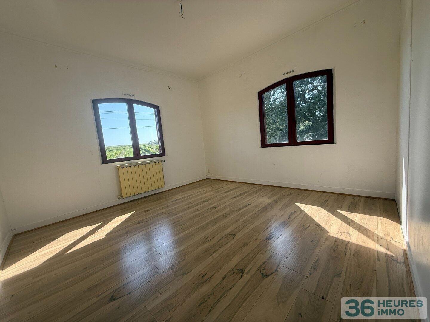 immeuble avec local commercial et appartement