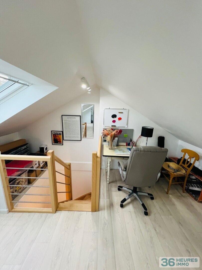 CROIX Beaumont 6 PIECES 135 m² Terrain 747 m² Garage