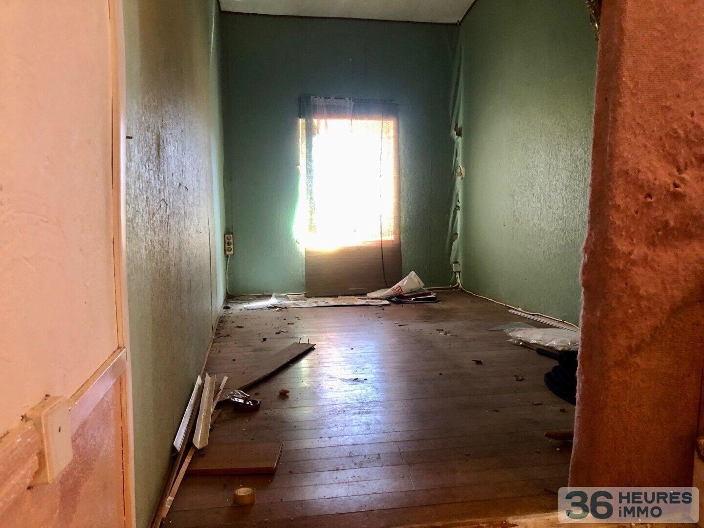 Valréas-Maison ancienne à rénovée