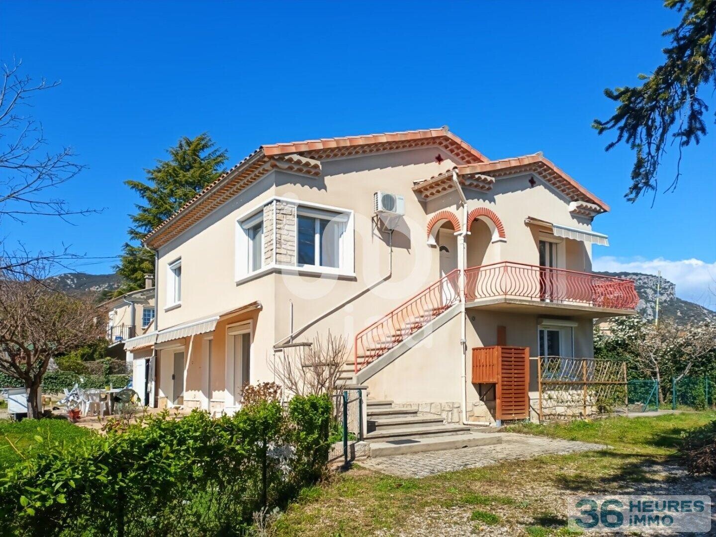 Volx - Maison 164 m2 avec T4 et T3