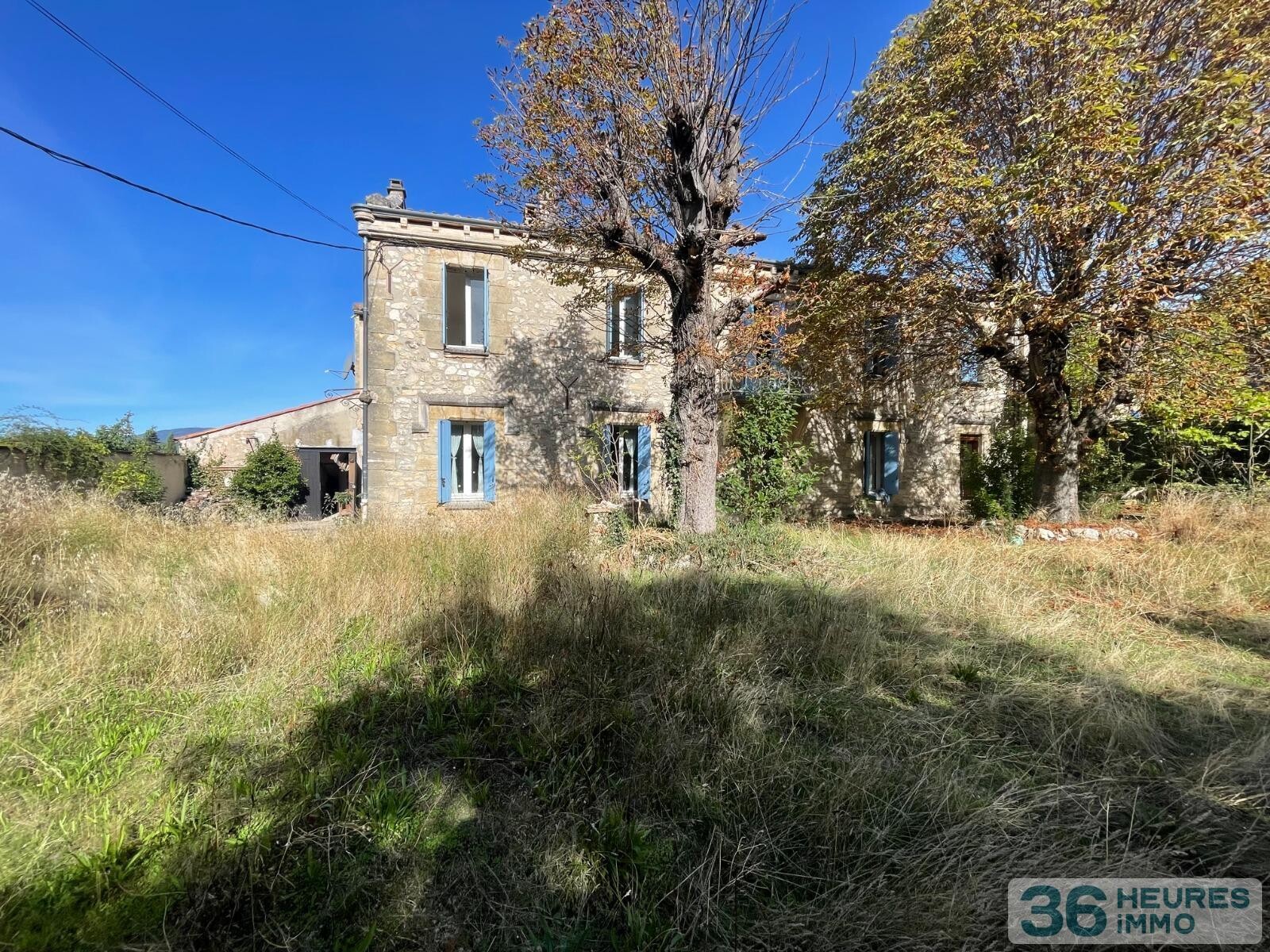 BASTIDE EN PIERRE, 8 PIECES + GARAGE SUR 701 M2 DE TERRAIN