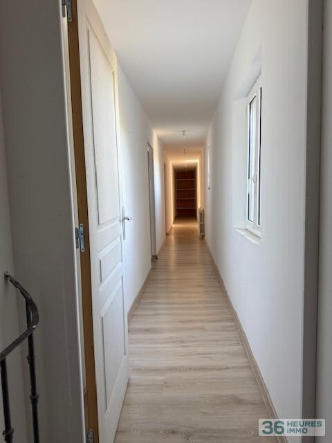 BASTIDE EN PIERRE, 8 PIECES + GARAGE SUR 701 M2 DE TERRAIN