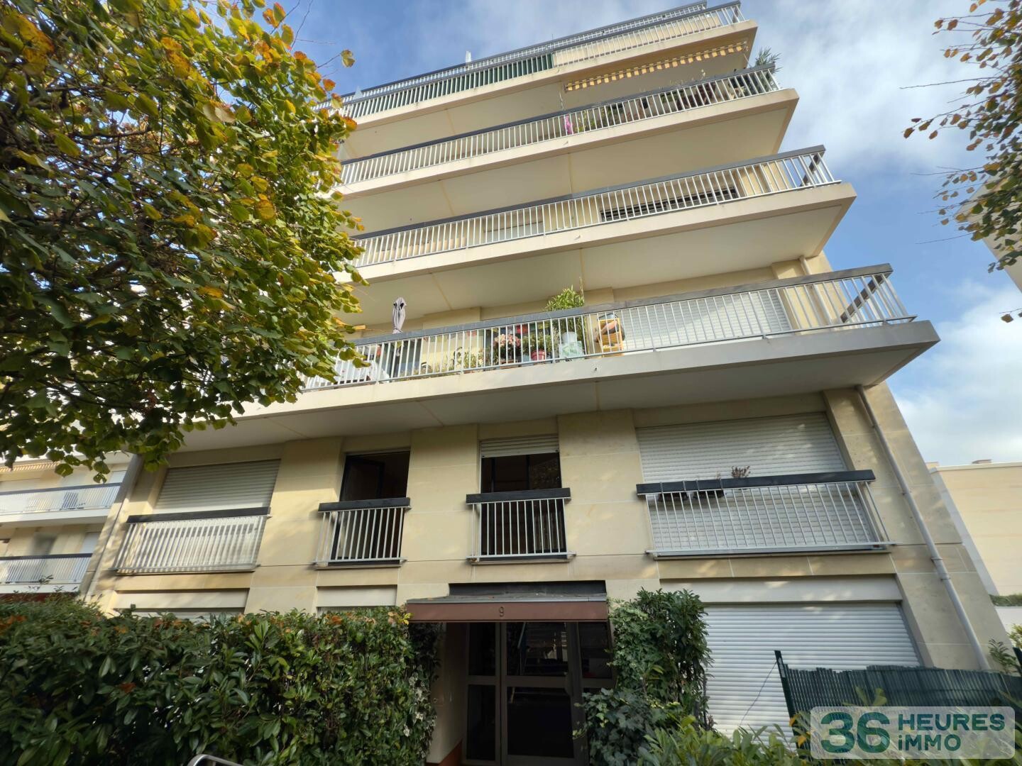 Studio avec cave et parking